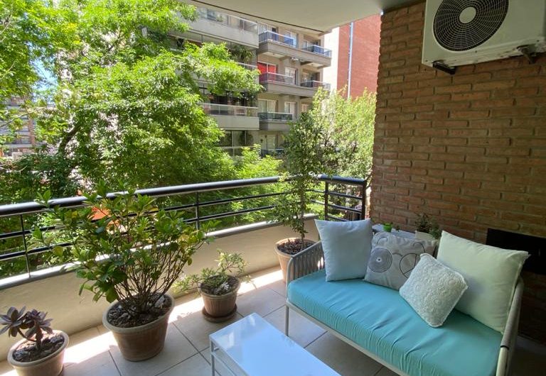 HERMOSO DEPARTAMENTO DE 3 AMBIENTES CON COCHERA EN EL ESPETACULAR BARRIO DE LAS CAÑITAS