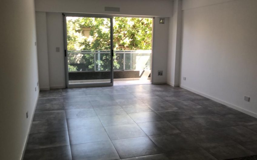 Venta Monoambiente Con Balcón, Liniers U$S79.000