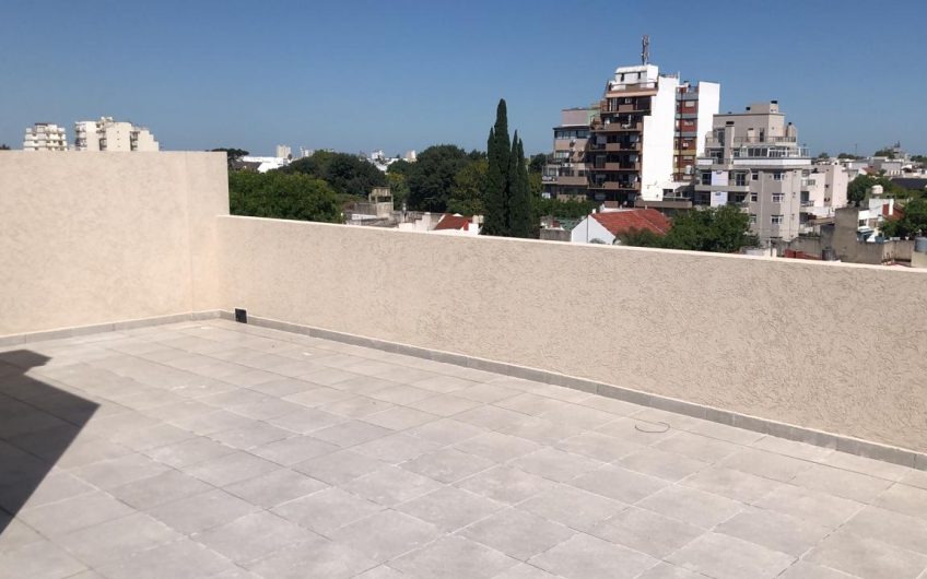 Piso Único 2 Ambientes Liniers, Mas Terraza !!! U$S130.000